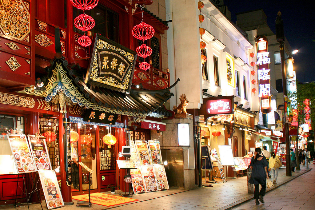 唐人街是在日本横滨(横滨中华街)的最大的唐人街.